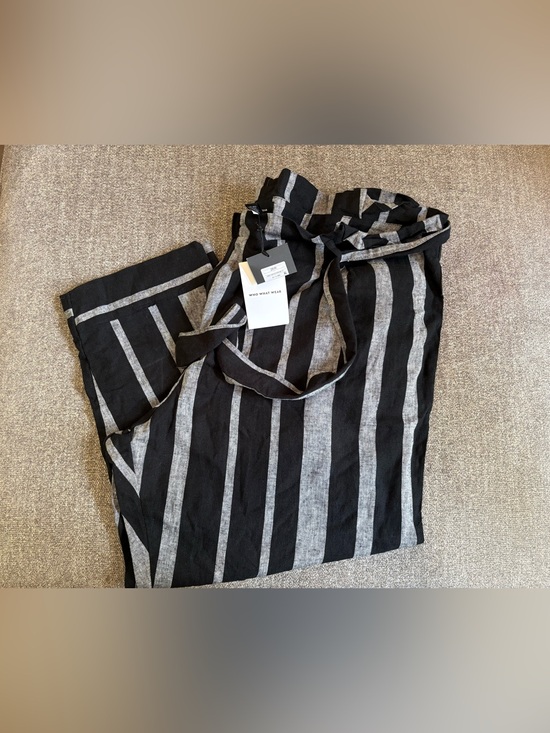 Who What Wear Pants - NWT Who What Wear Black and Gray Vertical-Stripe Wide-Leg Jumpsuit